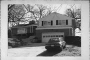 1630 MOUNTAIN AVE, a Ranch house, built in Wauwatosa, Wisconsin in 1955.