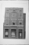 7613-7615 W STATE ST, a Commercial Vernacular small retail building, built in Wauwatosa, Wisconsin in 1895.