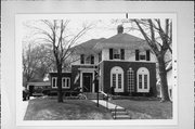 8149 WARREN AVE 8149 WARREN AVE, a Spanish/Mediterranean Styles house, built in Wauwatosa, Wisconsin in 1921.