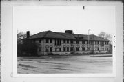 10505 W WATERTOWN PLANK RD, a Spanish/Mediterranean Styles nursing home/sanitarium, built in Wauwatosa, Wisconsin in 1915.