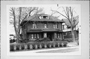 1907 WAUWATOSA AVE, a American Foursquare house, built in Wauwatosa, Wisconsin in 1922.