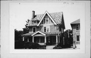 1451 S 75TH ST, a Craftsman house, built in West Allis, Wisconsin in 1910.