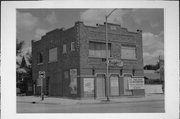 6832 W BECHER ST, a Twentieth Century Commercial small retail building, built in West Allis, Wisconsin in 1926.