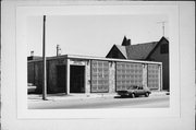 6512 W GREENFIELD AVE, a New Formalism bank/financial institution, built in West Allis, Wisconsin in 1968.