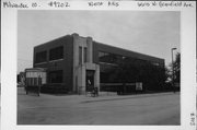 6610 W GREENFIELD AVE, a Art Moderne large office building, built in West Allis, Wisconsin in 1937.