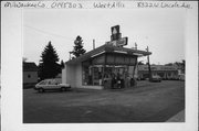 8322 W LINCOLN AVE, a Contemporary restaurant/supper club, built in West Allis, Wisconsin in 1953.