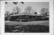 2875 S STRATTON DR, a Ranch house, built in West Allis, Wisconsin in 1957.