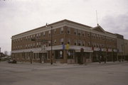 434 E GRAND AVE, a Colonial Revival/Georgian Revival hotel/motel, built in Beloit, Wisconsin in 1904.