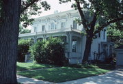 905 BUSHNELL ST, a Italianate house, built in Beloit, Wisconsin in 1869.