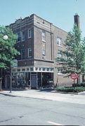 512 E GRAND AVE, a Commercial Vernacular large retail building, built in Beloit, Wisconsin in 1926.