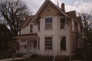 409 W ROLLIN ST, a Queen Anne house, built in Edgerton, Wisconsin in 1894.