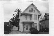 7322 Hubbard Ave, a Queen Anne house, built in Middleton, Wisconsin in 1895.
