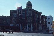 52 S MAIN ST, a Queen Anne large retail building, built in Janesville, Wisconsin in 1895.