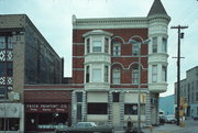 121-123 E MILWAUKEE ST, a Queen Anne lodging-hotel, built in Janesville, Wisconsin in 1893.