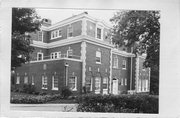 220 LAKELAWN PL., a Colonial Revival/Georgian Revival house, built in Madison, Wisconsin in 1924.