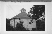 W SIDE OF GILBERT RD, OFF OF HAFEMAN RD, a Other Vernacular centric barn, built in Spring Valley, Wisconsin in 1892.