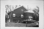 WILDER RD AND GIBBS LAKE, a Colonial Revival/Georgian Revival school-one to six room, built in Porter, Wisconsin in 1932.