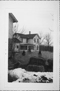 F, a Gabled Ell house, built in Fulton, Wisconsin in 1890.