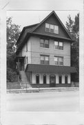 2201 WINNEBAGO ST, a Front Gabled grocery store/supermarket, built in Madison, Wisconsin in 1927.