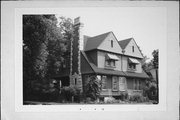 905 CHURCH ST, a Queen Anne house, built in Beloit, Wisconsin in 1893.