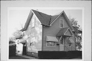 926 ELM ST, a Side Gabled house, built in Beloit, Wisconsin in 1891.