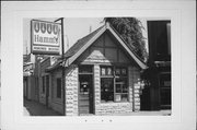 155 W GRAND AVE (AKA 153 W GRAND), a English Revival Styles small retail building, built in Beloit, Wisconsin in 1905.
