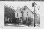129 W GORHAM ST 129 W GORHAM ST, a Queen Anne religious residence, built in Madison, Wisconsin in 1894.