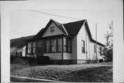 1114 KENWOOD AVE, a Side Gabled house, built in Beloit, Wisconsin in 1903.
