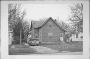 1127 PARK AVE, a Cross Gabled house, built in Beloit, Wisconsin in 1900.