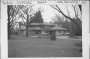 1726 SHERWOOD DR SW, a Contemporary house, built in Beloit, Wisconsin in 1965.