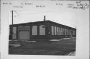 1515 YATES AVE, a Astylistic Utilitarian Building industrial bldg/manufacturing facility, built in Beloit, Wisconsin in 1910.