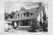 835 PROSPECT PL., a Bungalow house, built in Madison, Wisconsin in 1916.