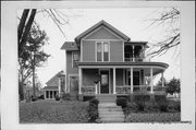 409 S 1ST ST, a Queen Anne house, built in Evansville, Wisconsin in 1885.