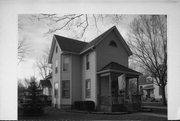 227 W MAIN ST, a Queen Anne house, built in Evansville, Wisconsin in 1899.