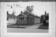 960 BENTON AVE, a Bungalow house, built in Janesville, Wisconsin in 1919.