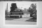964 BENTON AVE, a Bungalow house, built in Janesville, Wisconsin in 1919.