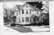 127 N MADISON ST, a Queen Anne house, built in Stoughton, Wisconsin in 1903.