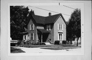 433 N CHATHAM ST, a Queen Anne house, built in Janesville, Wisconsin in 1890.