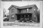 511 CHESTNUT ST, a Gabled Ell house, built in Janesville, Wisconsin in 1885.