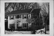 1197 COLUMBUS CIR, a Colonial Revival/Georgian Revival house, built in Janesville, Wisconsin in 1928.