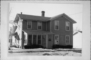 433 CORNELIA ST, a Gabled Ell house, built in Janesville, Wisconsin in 1870.