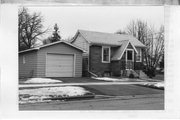 425 W JEFFERSON ST, a Side Gabled house, built in Stoughton, Wisconsin in 1965.