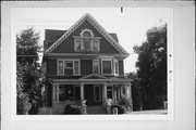 802 E COURT ST, a Colonial Revival/Georgian Revival house, built in Janesville, Wisconsin in 1905.