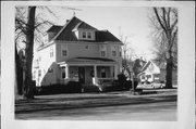 102 FOREST PARK BLVD, a American Foursquare house, built in Janesville, Wisconsin in 1908.