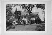 323 S GARFIELD AVE, a Colonial Revival/Georgian Revival house, built in Janesville, Wisconsin in 1926.