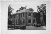 302 JEFFERSON AVE, a Colonial Revival/Georgian Revival house, built in Janesville, Wisconsin in 1925.