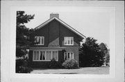 334 JEFFERSON AVE, a Prairie School house, built in Janesville, Wisconsin in 1921.