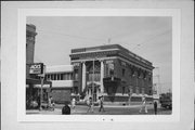 100 W MILWAUKEE ST, a Contemporary bank/financial institution, built in Janesville, Wisconsin in 1912.