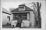 210 RIVERSIDE ST, a Bungalow house, built in Janesville, Wisconsin in 1905.