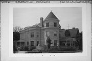 320 ST LAWRENCE AVE 320 ST LAWRENCE AVE, a Queen Anne house, built in Janesville, Wisconsin in 1900.